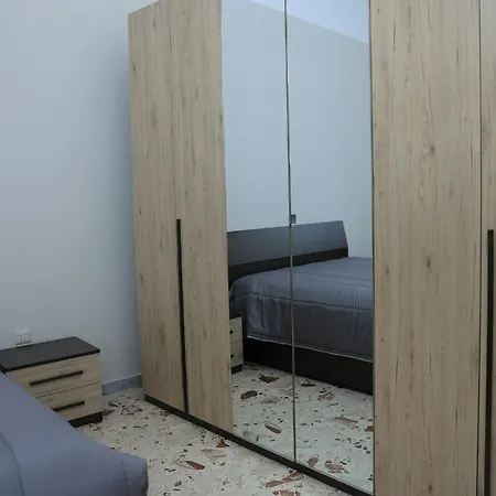 Iris House Pompei *