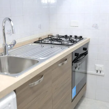 Iris House Pompei 스카파티